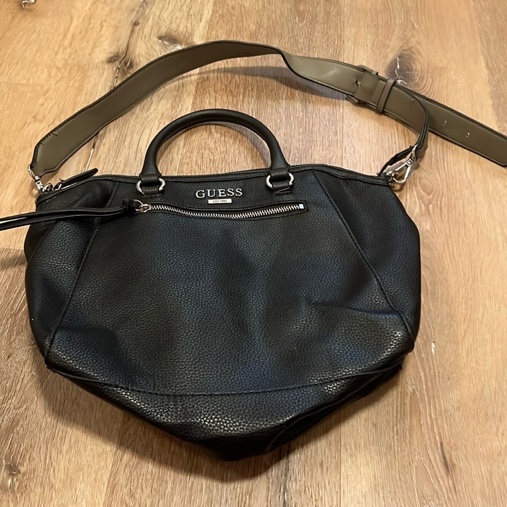 Guess Black Shoulder Bag